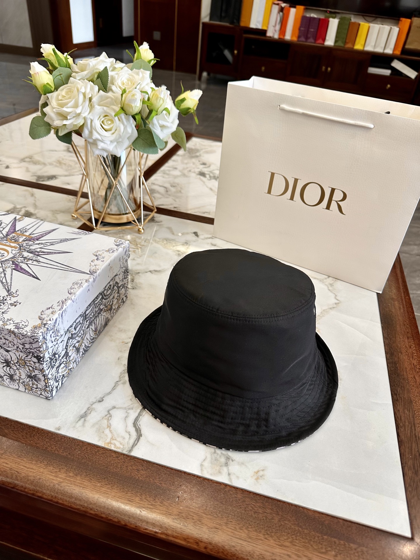 dior hat model 20